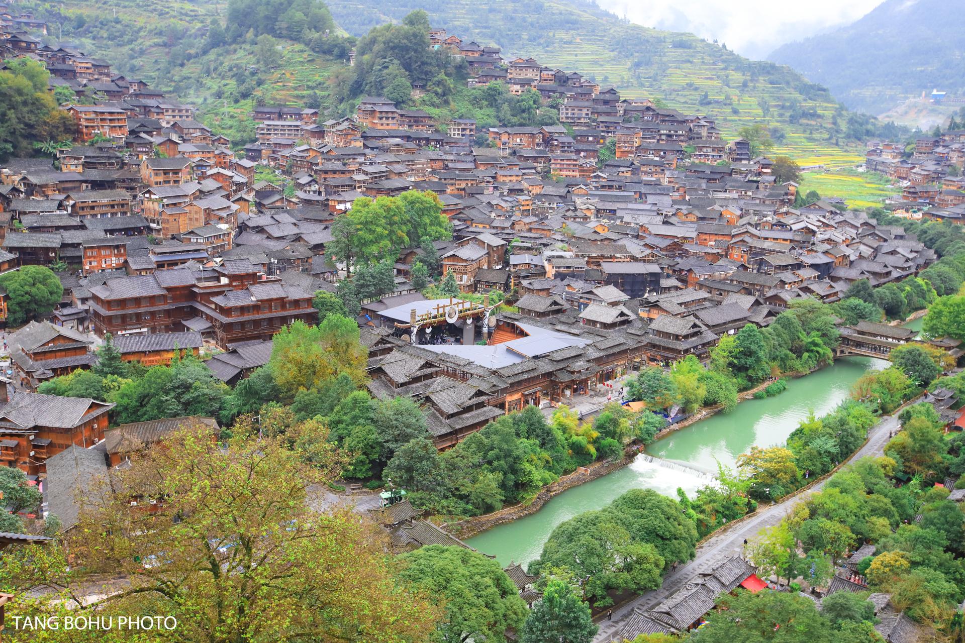 攻略凯里旅游苗寨的路线_贵州凯里苗寨旅游攻略_凯里千户苗寨旅游攻略