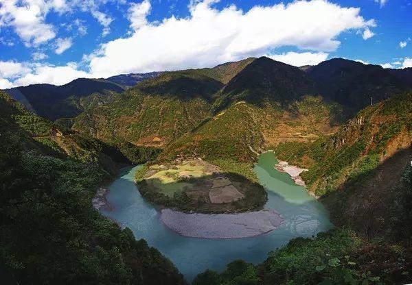 云南冬天旅游必去的景点_云南冬天旅游攻略_云南冬季旅游路线