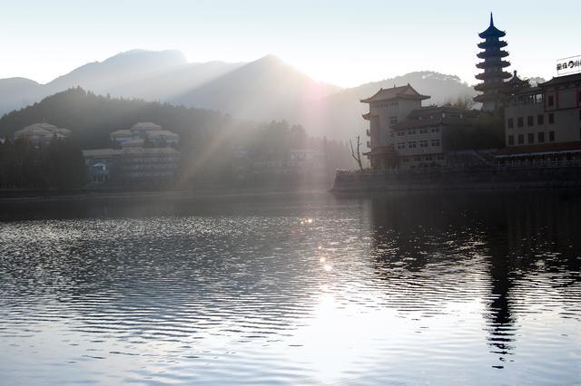 九宫山图_九宫山度假村避暑民宿_九宫山旅游攻略住宿