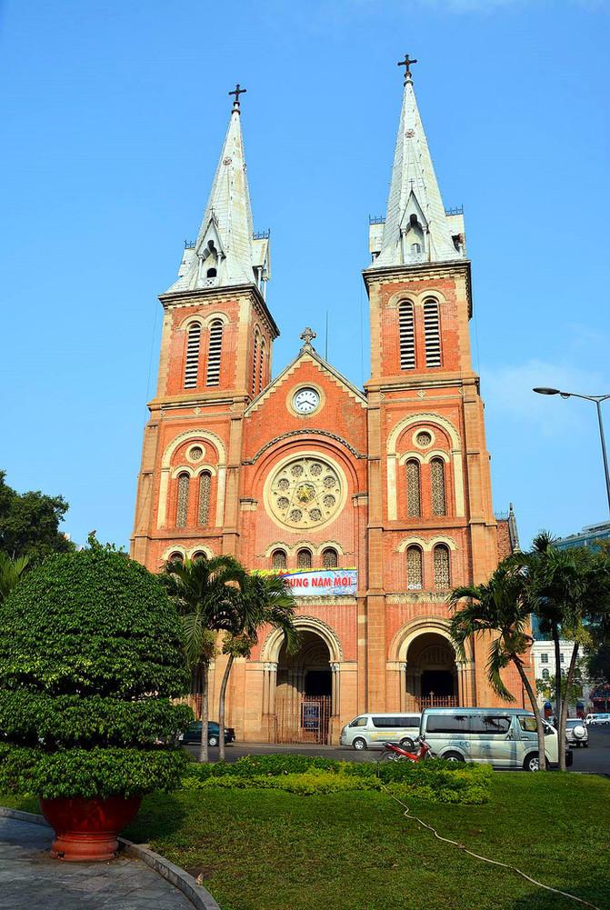 航拍越南胡志明市_越南胡志明市旅游攻略_越南胡志明好玩吗