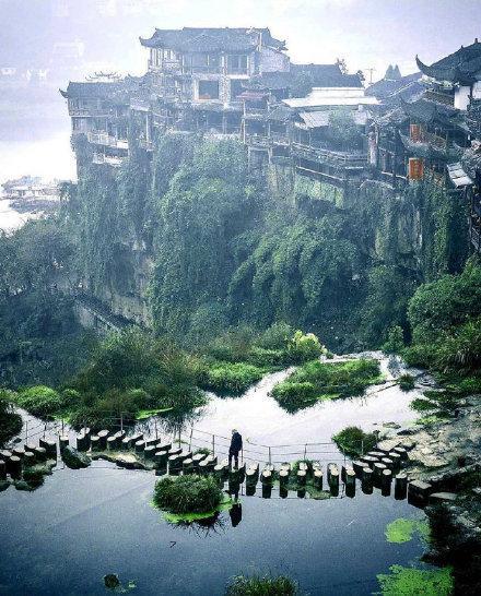 湖南凤凰旅游区在哪里_湖南凤凰旅游景点有哪些景点_湖南凤凰城旅游攻略