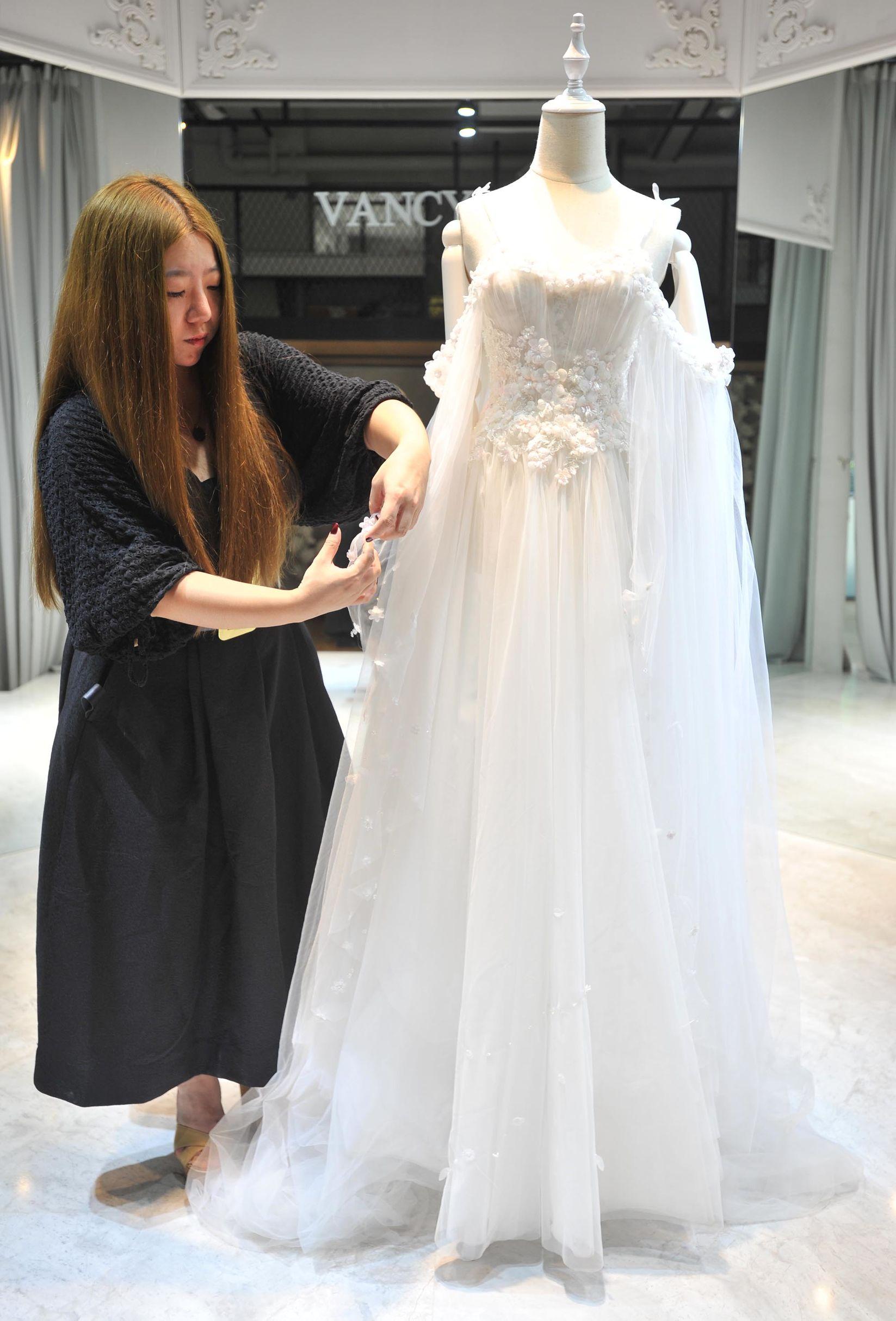 纽约纽约时尚婚纱摄影_纽约纽约婚纱摄影介绍_纽约时尚精品婚纱摄影