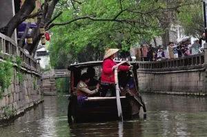 罗马尼亚卫生部长_火红的萨日朗设为铃声_苏州6月旅游攻略