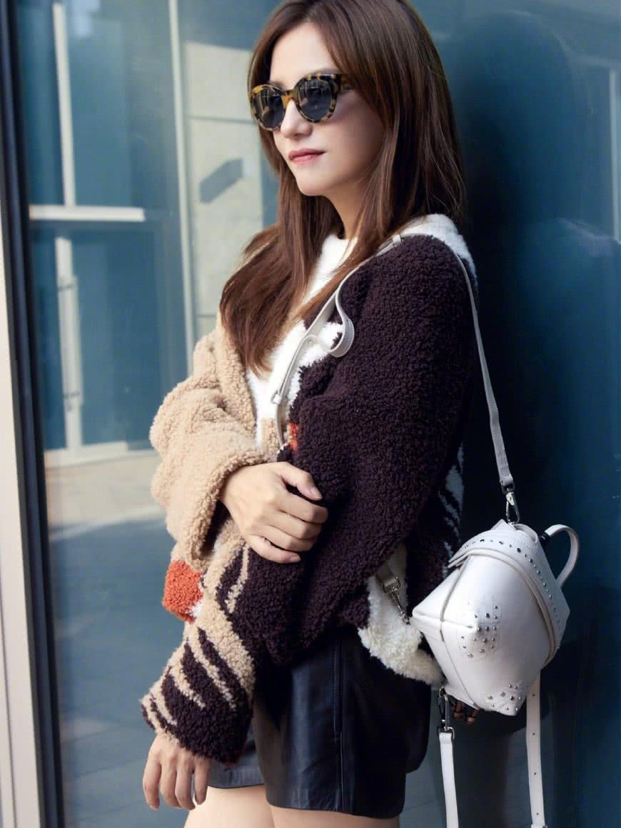 赵薇时尚穿衣打扮-赵薇穿搭(图5) 赵薇穿搭_赵薇时尚穿衣打扮_赵薇穿衣服