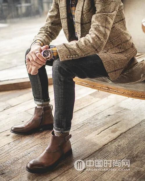 时尚靴子-靴子款式推荐有哪些(图3) 各种靴子的穿搭禁忌_时尚靴子_靴子款式推荐有哪些