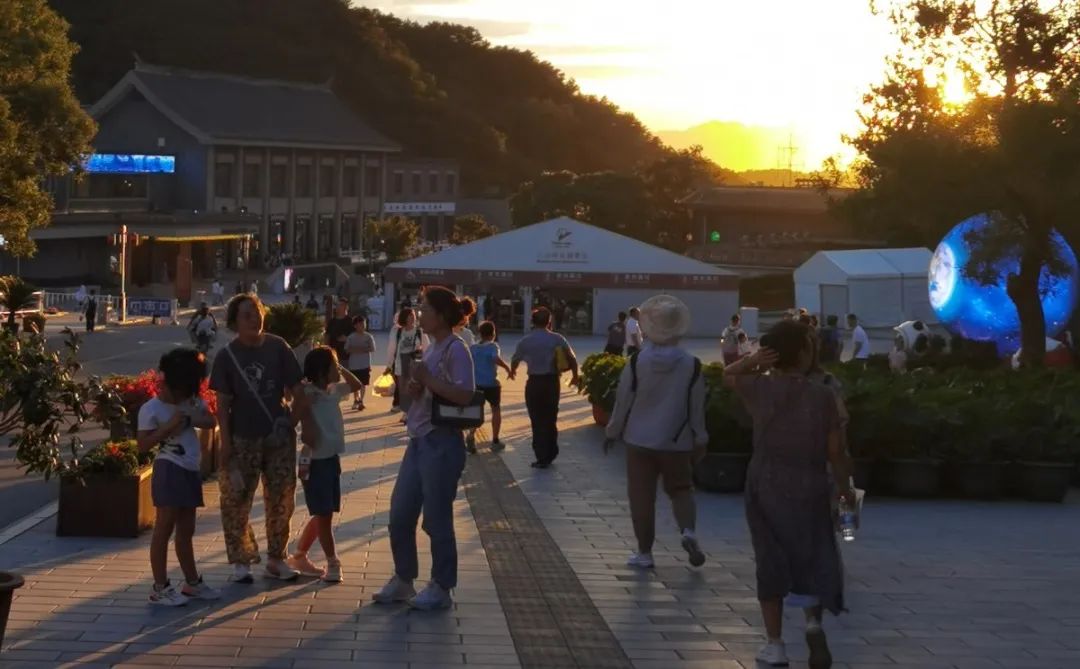 北京八达岭旅游攻略_攻略八达岭旅游北京路线_北京八达岭游玩攻略