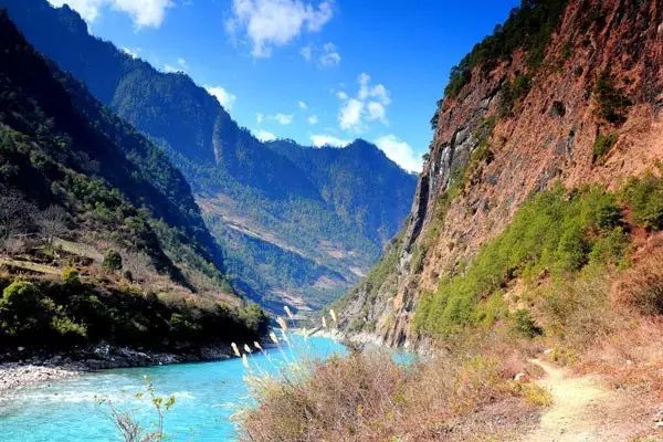 云南普洱思茅旅游攻略_云南省普洱市思茅区旅游景点_普洱思茅旅游攻略必去景点