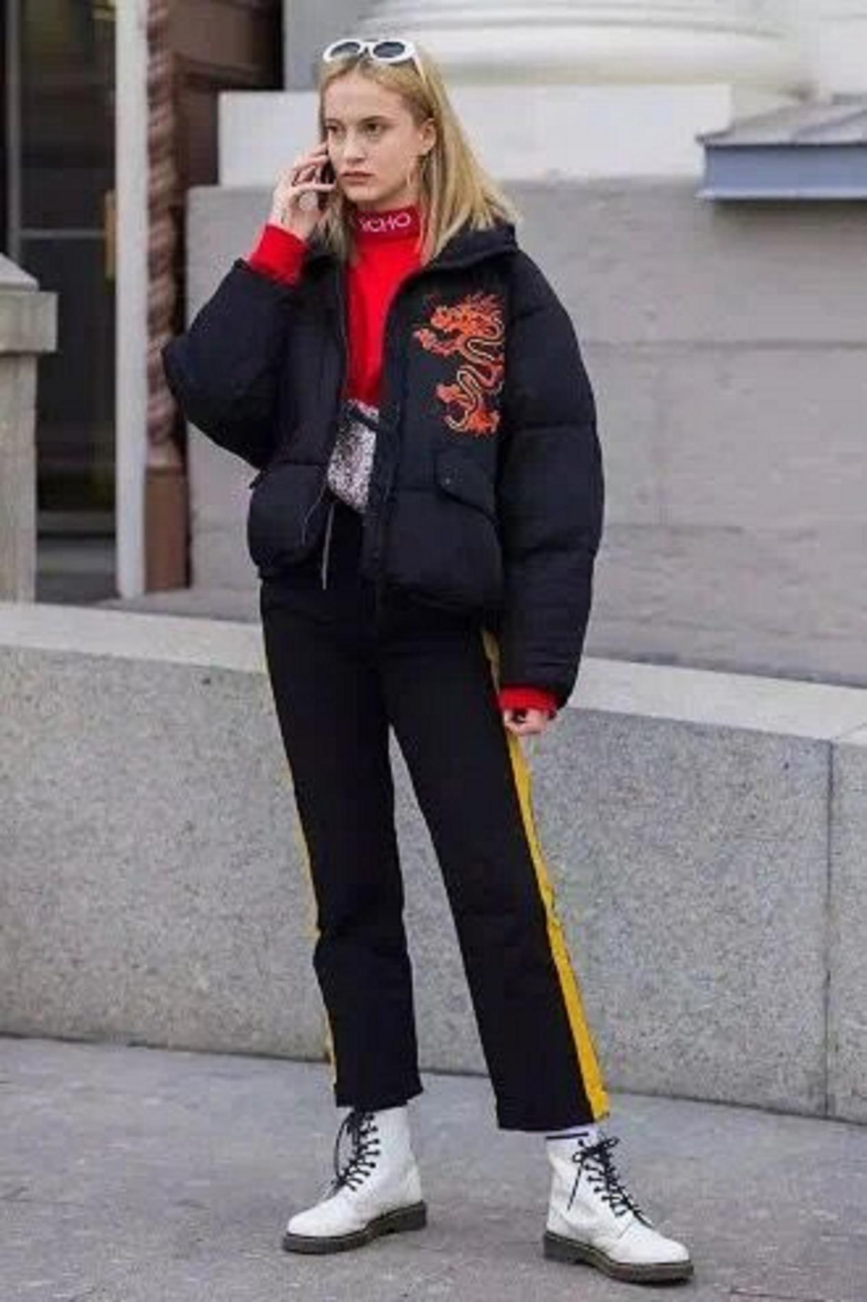 马丁靴时尚还是面包鞋时尚好看_时尚马丁靴_马丁靴时尚搭配图片女
