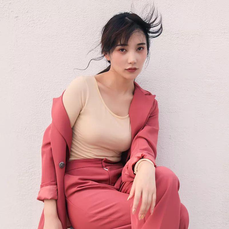 打底衫女批发市场_打底衫批发网_打底衫时尚批发拿货