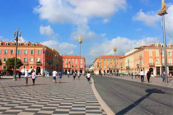 斯特拉斯堡旅游_斯特拉斯堡旅游攻略_斯特拉斯堡游记