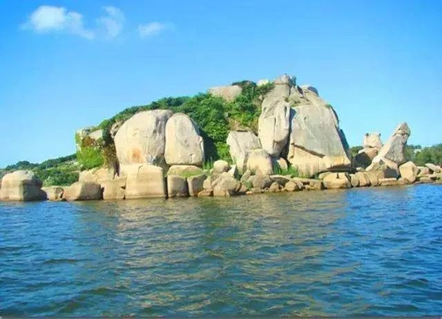 东岛旅游攻略一天_岛上旅游_东甲岛旅游攻略