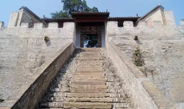 陕西省华山旅游景点_陕西少华山旅游攻略_陕西华山景点