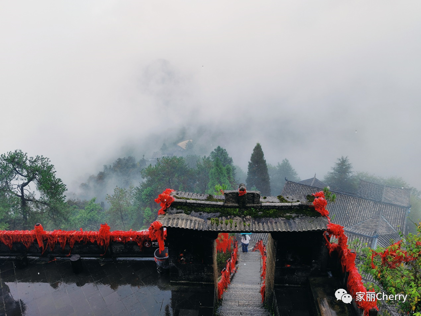 瑞丽腾冲旅游攻略_腾冲瑞丽旅游线路_云南旅游瑞丽腾冲