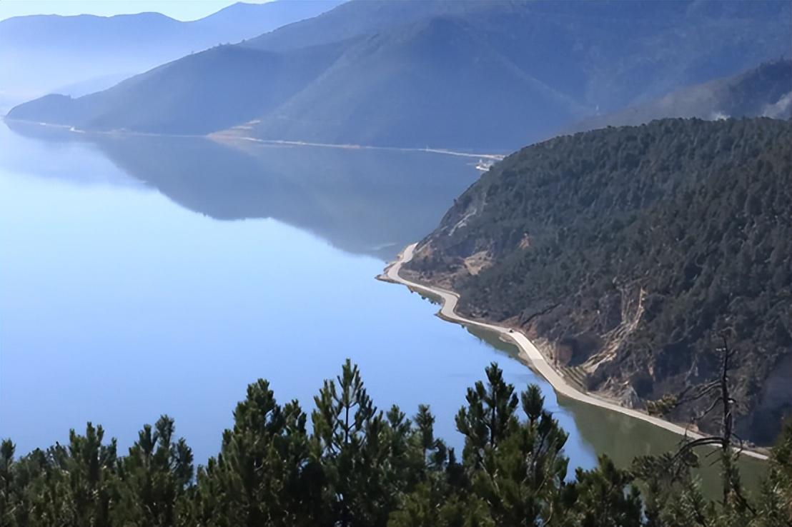 一月香格里拉旅游_1月香格里拉_6月香格里拉旅游攻略