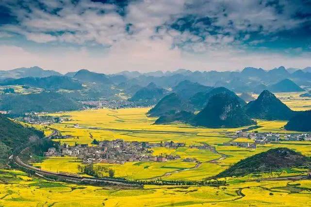 漓江景区旅游攻略_漓江涠洲岛旅游攻略_漓江小岛