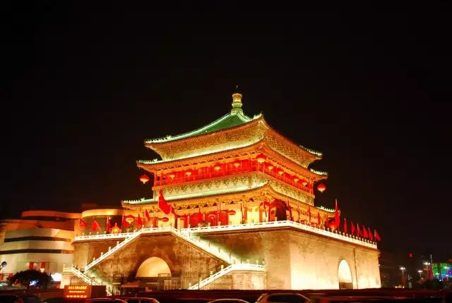 瀑布门票多少钱_高冠瀑布旅游攻略_高冠瀑布旁边的山