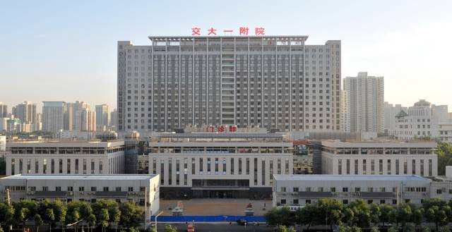 瀑布门票多少钱_高冠瀑布旅游攻略_高冠瀑布旁边的山