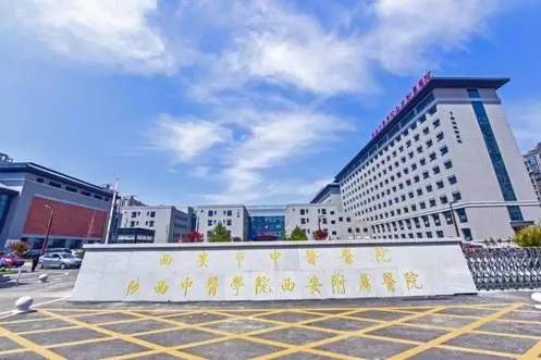 高冠瀑布旅游攻略_高冠瀑布旁边的山_瀑布门票多少钱