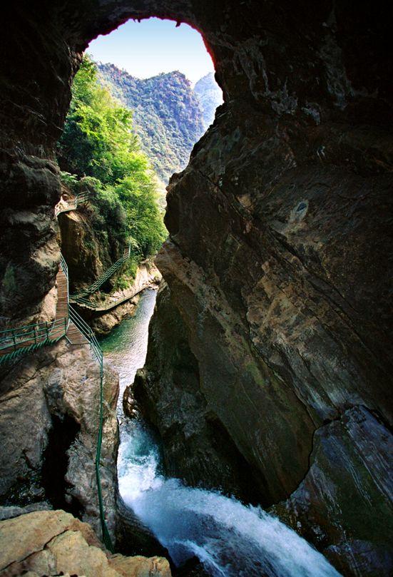 湖北神农架武当山旅游攻略_武当山神农架在湖北省哪里_神农架武当山旅游攻略