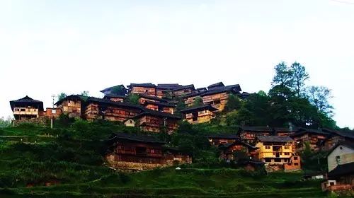 万峰林旅游攻略自驾游_游万峰林需要多少时间_徒步万峰林