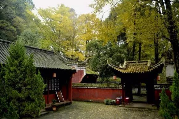 徒步万峰林_游万峰林需要多少时间_万峰林旅游攻略自驾游