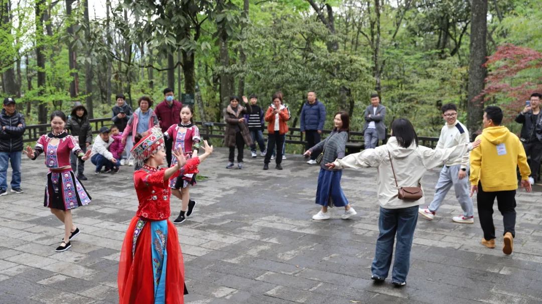 恩施屏山景区介绍_攻略恩施旅游屏山路线图_恩施屏山旅游攻略