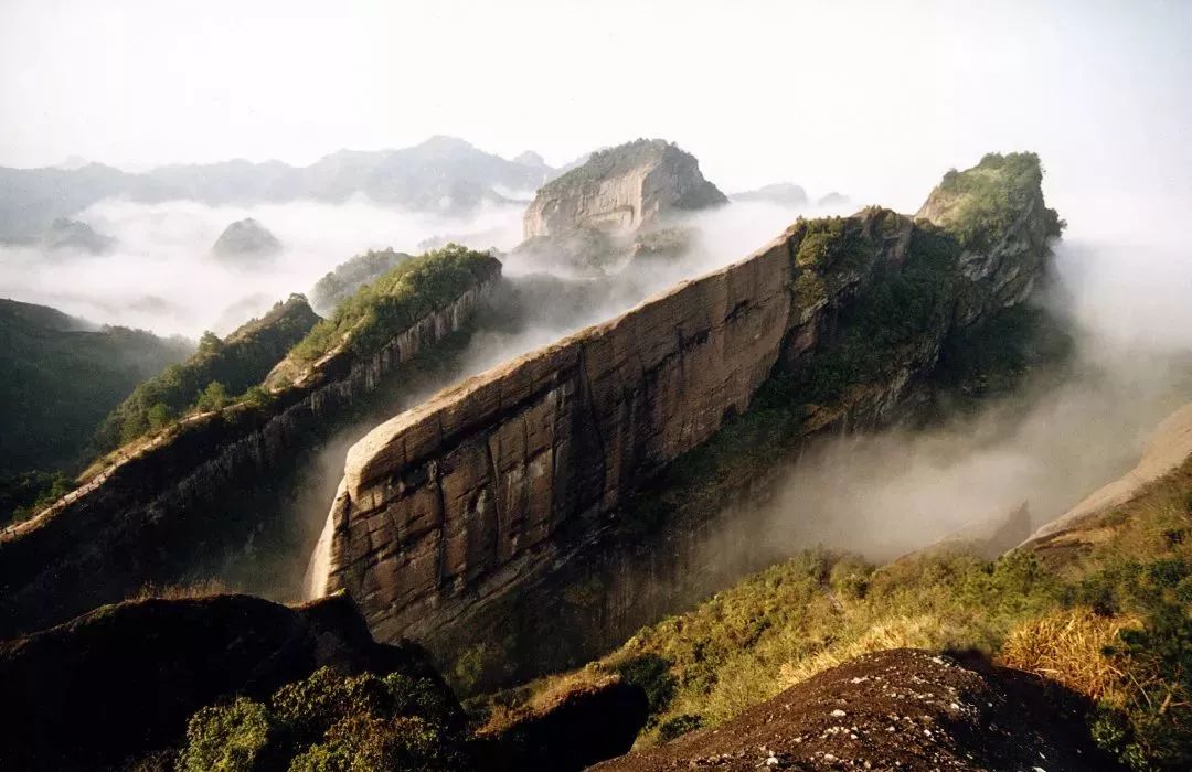 龙岩冠豸山旅游攻略_龙岩山国家森林公园_龙岩山景区旅游