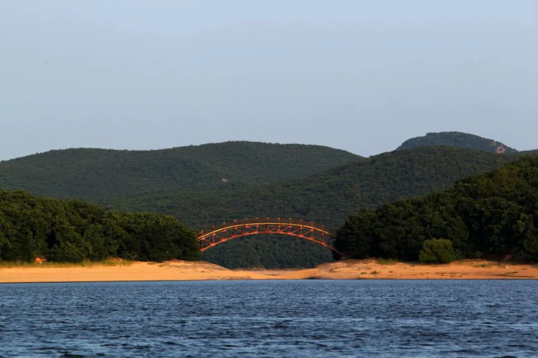 镜泊湖旅游攻略_镜泊湖南湖景区_镜泊湖游湖多长时间